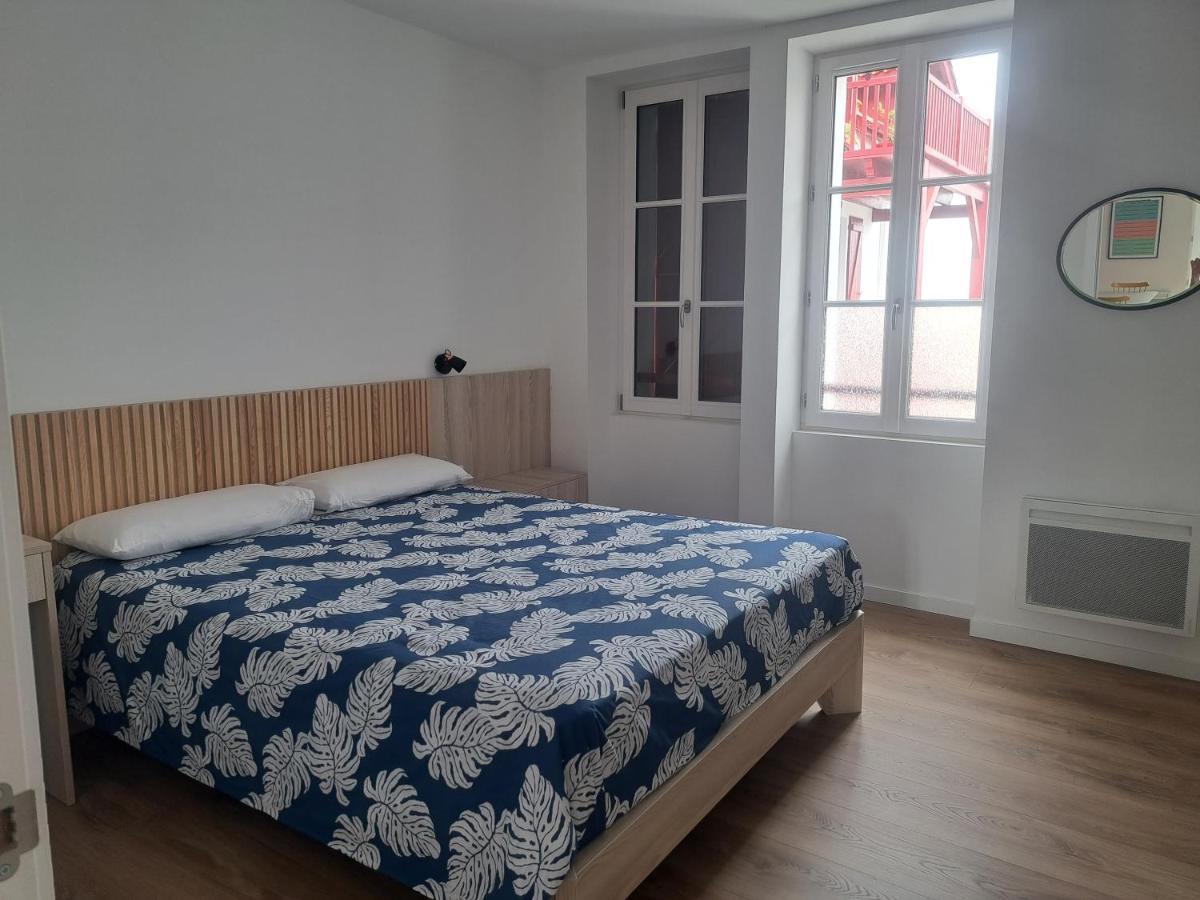 Superbe Appartement T3 Au Centre Plage .Parking Hendaye Exterior photo