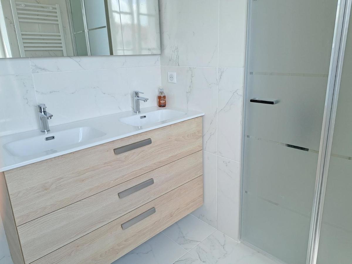 Superbe Appartement T3 Au Centre Plage .Parking Hendaye Exterior photo