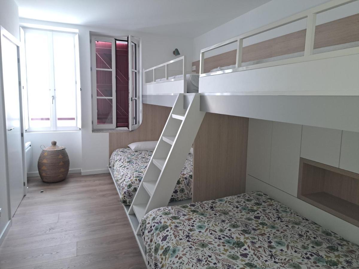 Superbe Appartement T3 Au Centre Plage .Parking Hendaye Exterior photo