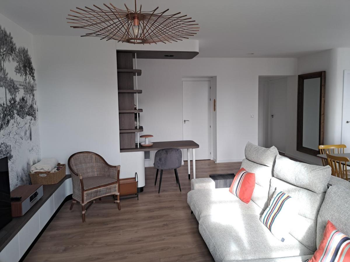 Superbe Appartement T3 Au Centre Plage .Parking Hendaye Exterior photo